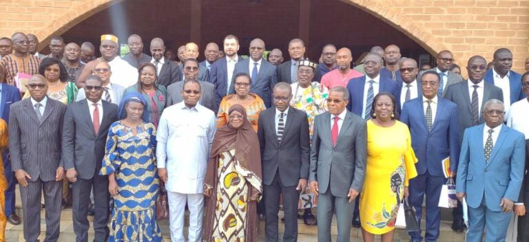 Togo- Médiateur de la république/ Lancement officiel de  la campagne nationale d'information et de sensibilisation sur la déclaration des biens et avoirs