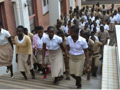 Éducation au Togo : entre croissance démographique et défis scolaires