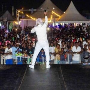 Foire Adjafi : MUSIK’A et HALOU ont mobilisé plus de 13 000 spectateurs pour le concert du 31 août 2025