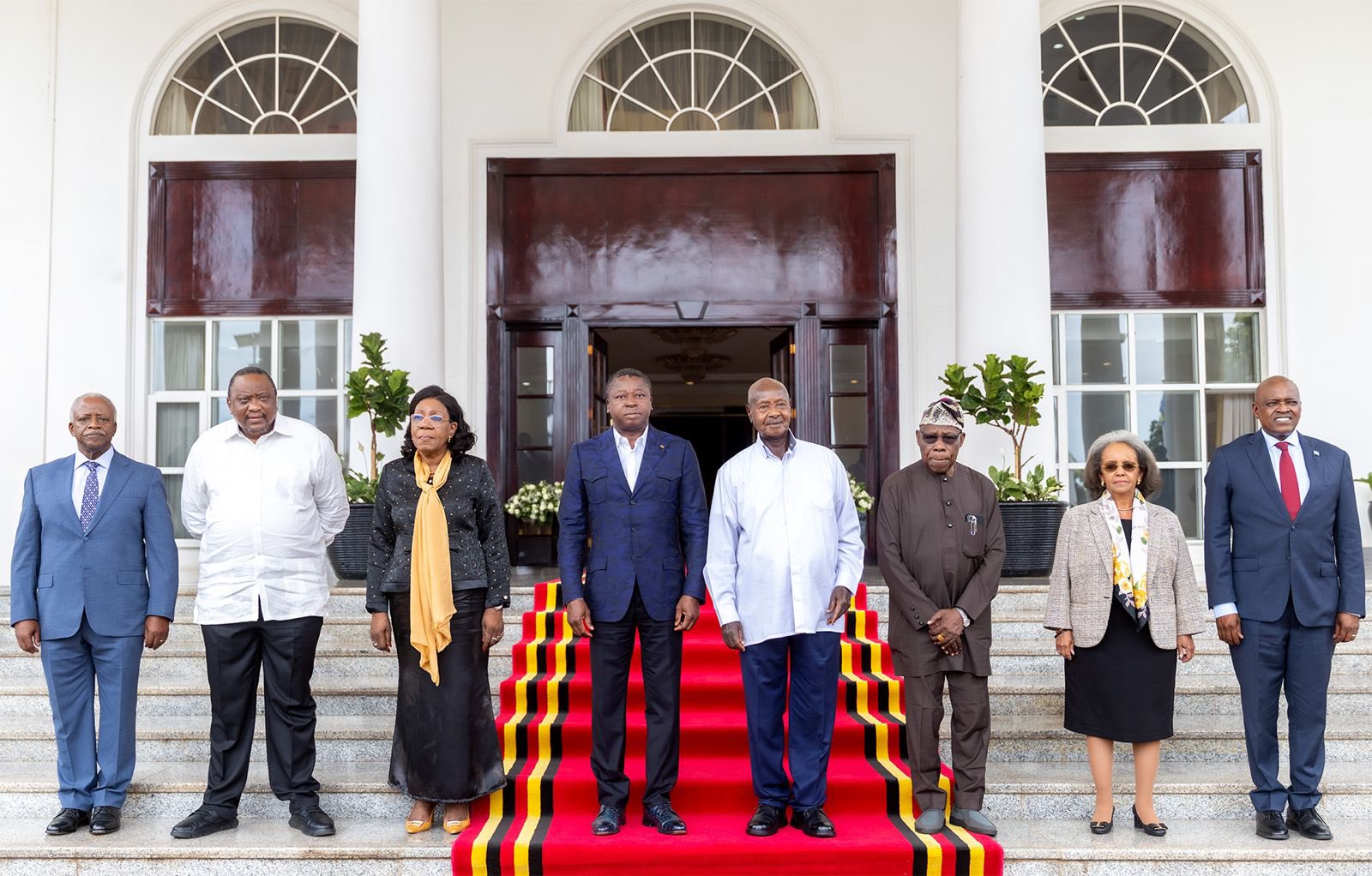 Grands Lacs/ Faure Gnassingbé remercie les efforts de Kampala pour consolider la paix